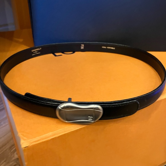 Chanel 98P belt black leather,silver buckle - Picture 2 of 7